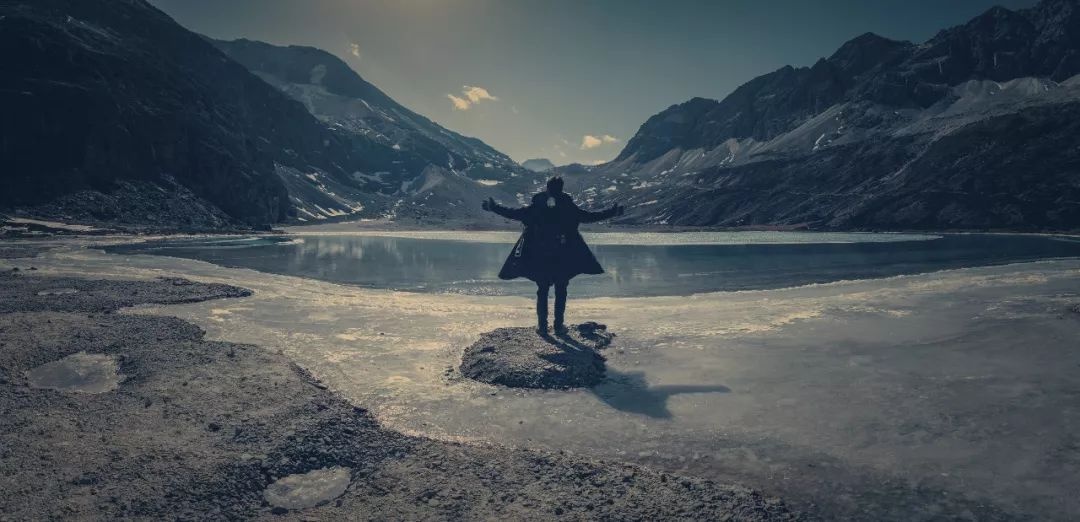 旅拍如何提升自己的质感,旅拍朋友圈怎么吸引人