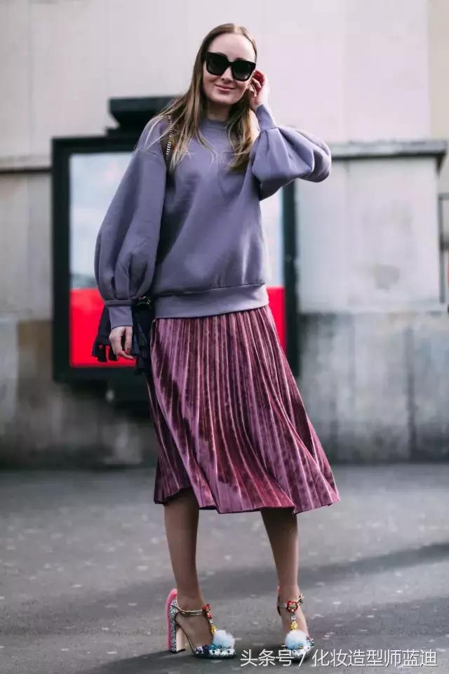 梨形身材穿百褶裙和伞裙哪个显瘦,百褶裙胖mm显瘦遮肉中长款