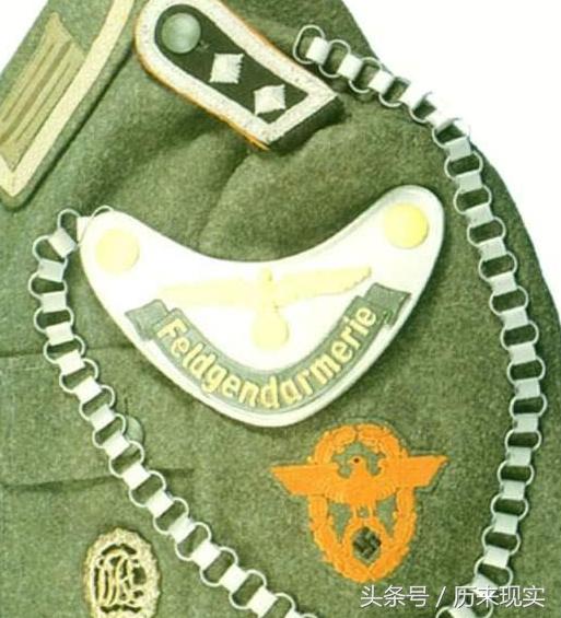 二战时德国兵胸前的铁牌,二战德国部队闪电标志
