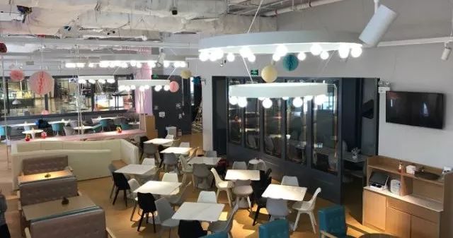 亲子餐厅适合孩子吃的,适合一家四口吃的亲子餐厅