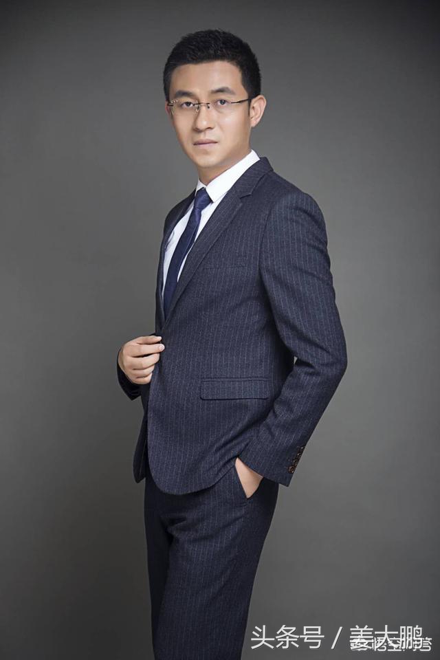 做自媒体月入10万的方法分享,自媒体真的轻轻松松月入过万吗