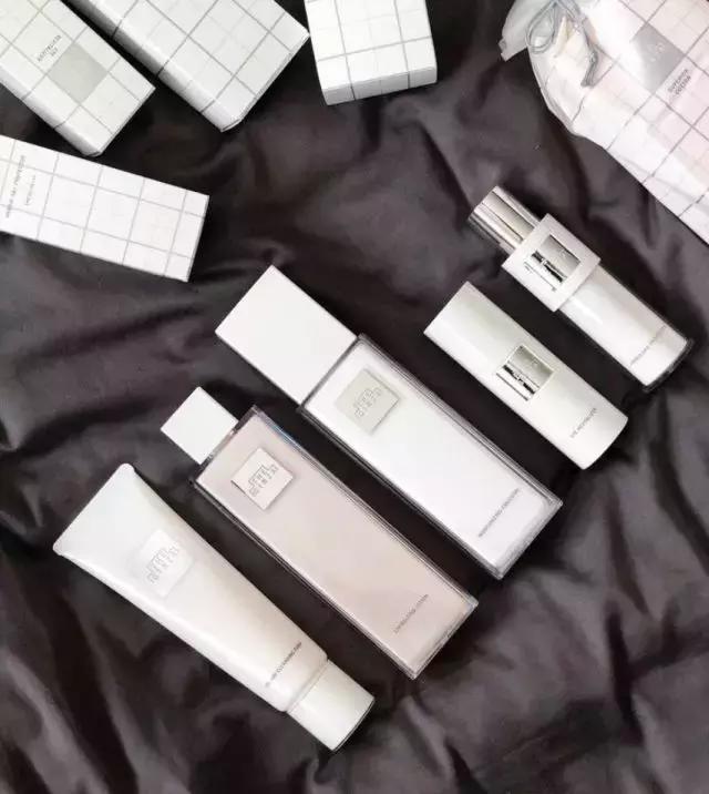 从入门级到贵妇级精华种草心得,从入门到高阶最全护肤步骤