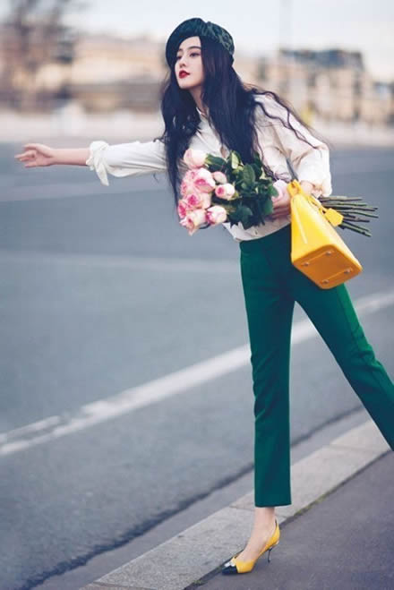 明星彩妆红唇妆容教程,明星妆唇妆