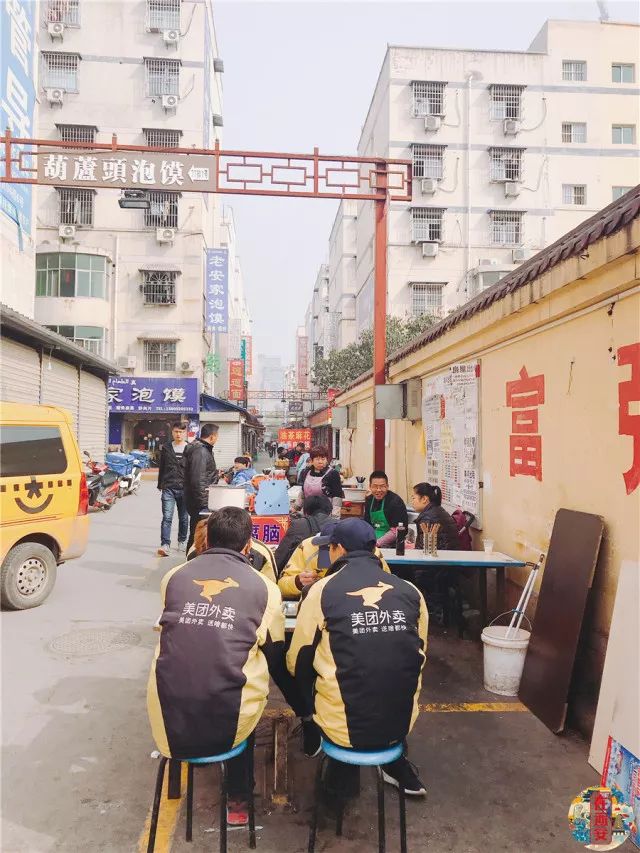 千万不要小看一个老头,千万不要小看一个长相年轻的男人