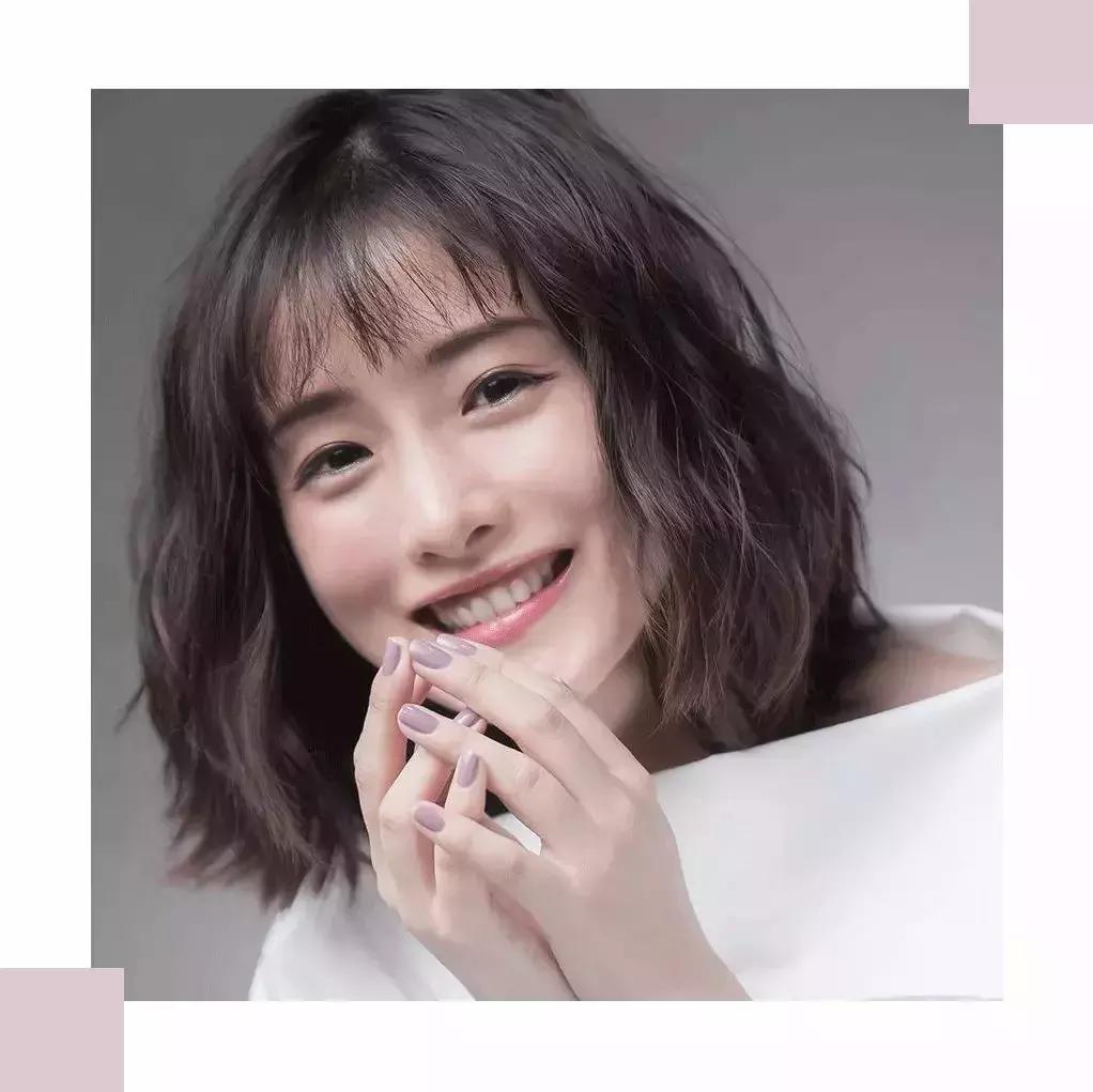 瘦脸最好看发型,40岁的瘦脸减龄发型短发