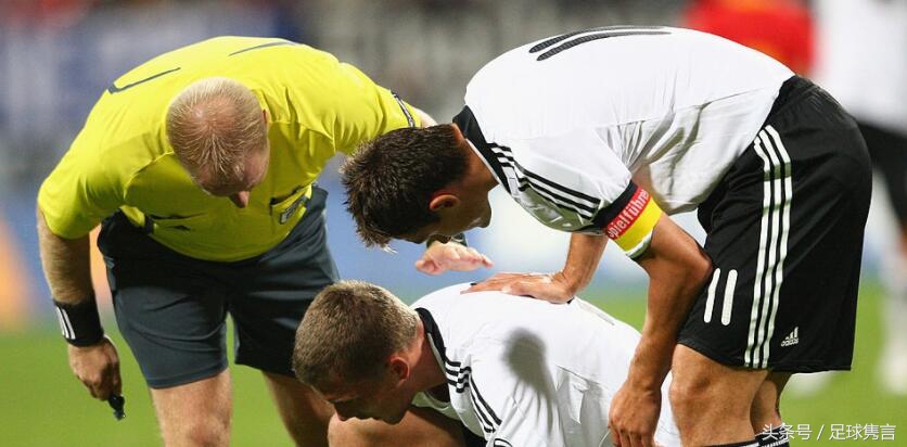 球衣名字从俱乐部发展到国家队，德国花了10年，国足还要等多久？