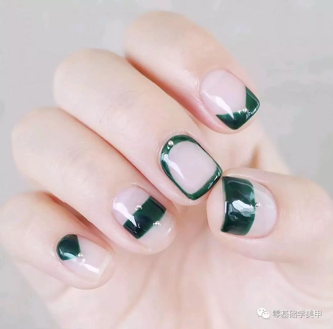 甲面过宽不贴甲片怎么美甲,甲面小的人适合什么形状的美甲