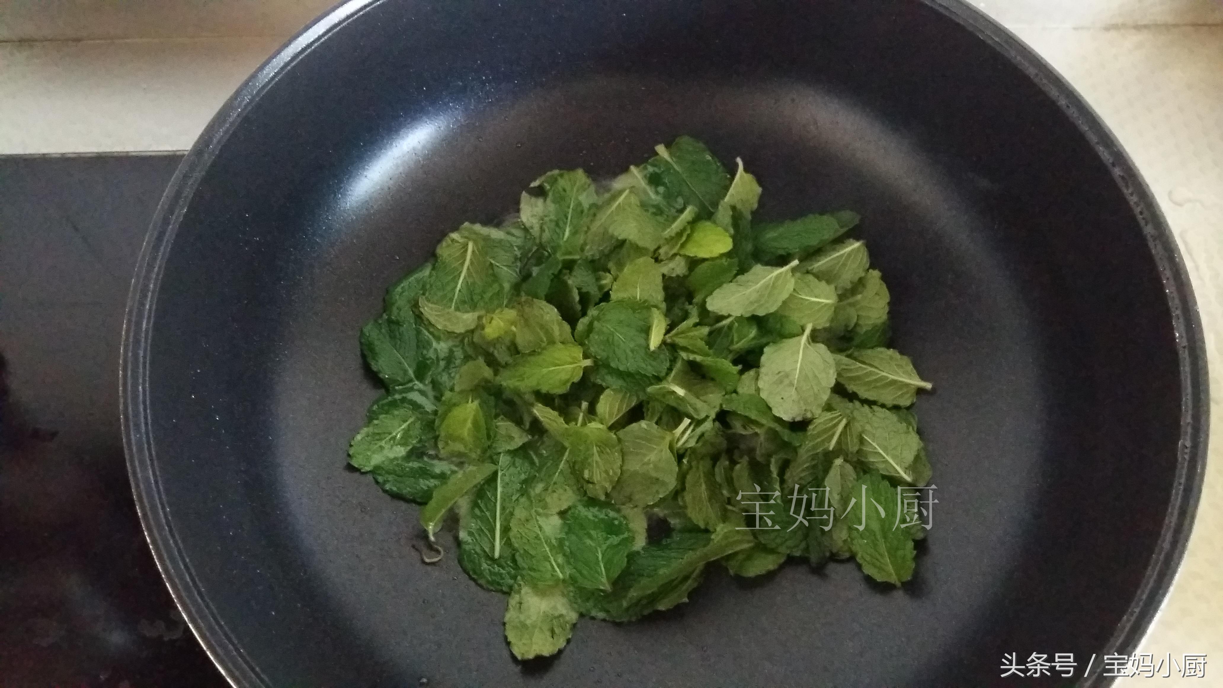 这叶子错过真亏，家家都有你却不知道！能缓解感冒，治烫伤尤其棒