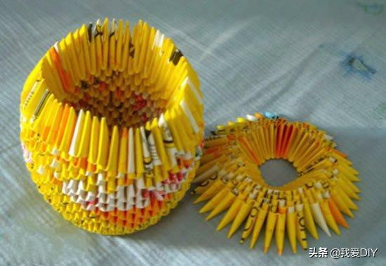 一张三角插纸，小时候肯定玩过，让人一拼就停不下来！附教程