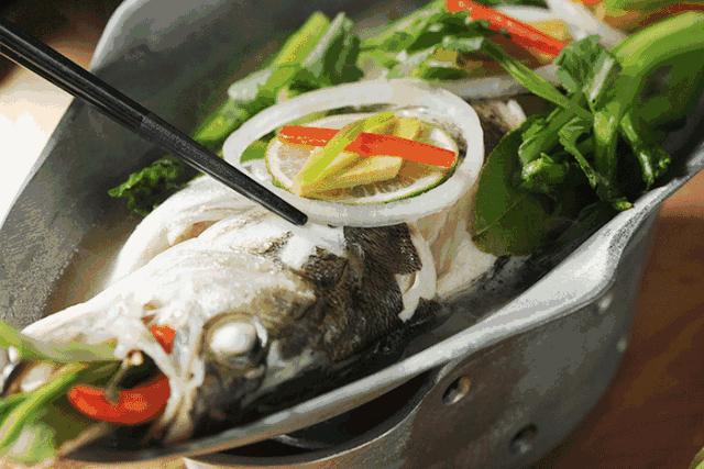 放弃法国巨额财产的法籍华裔回到上海，只为追求做出美食的梦想！