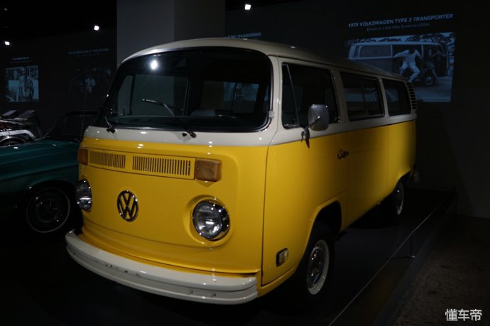 汽车博物馆蝙蝠侠战车,汽车博物馆带你了解蝙蝠侠战车