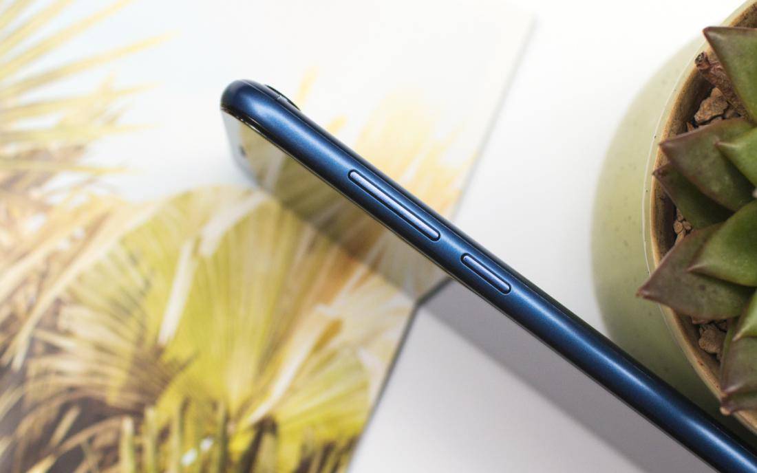 899元就可以购买这么酷炫的神器荣耀畅玩7C全面屏和人脸解锁