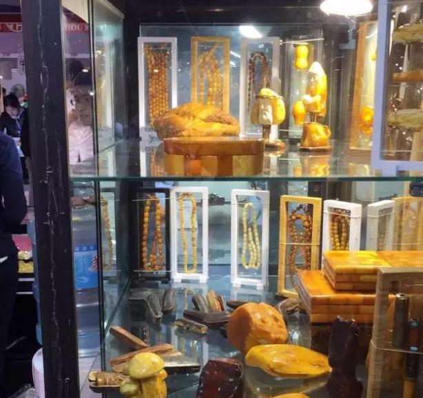 波兰世界琥珀展,波兰北部国际琥珀展
