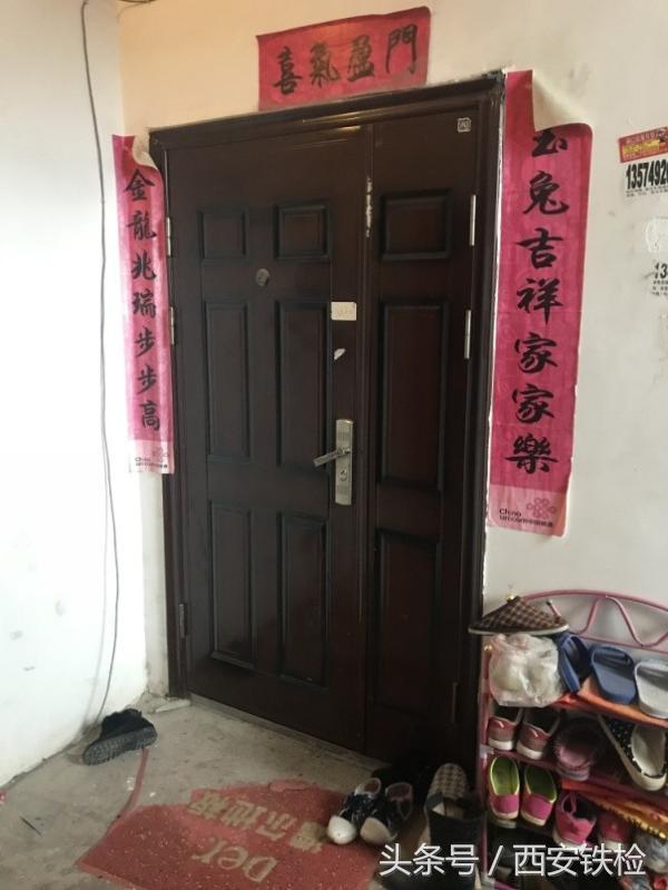 因小纠纷16女孩被15岁朋友刺5刀,16岁高中少年水果刀刺死父亲