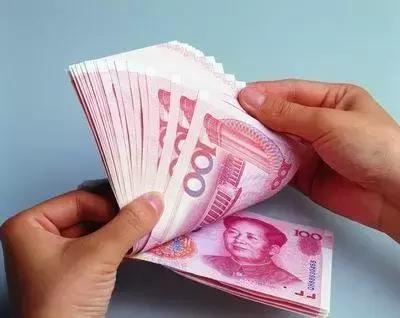 遇到事对你不闻不理身边的朋友,如果你身边有一群不待见你的朋友