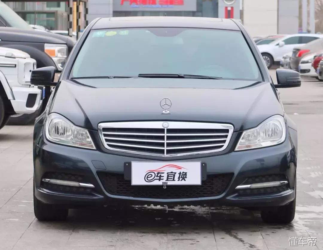 奔驰c级260l2022款,最强奔驰大型suv