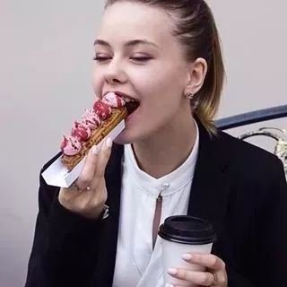 百年历史,五秒落胃!号称甜品界的“少女小拳拳”风靡而来!