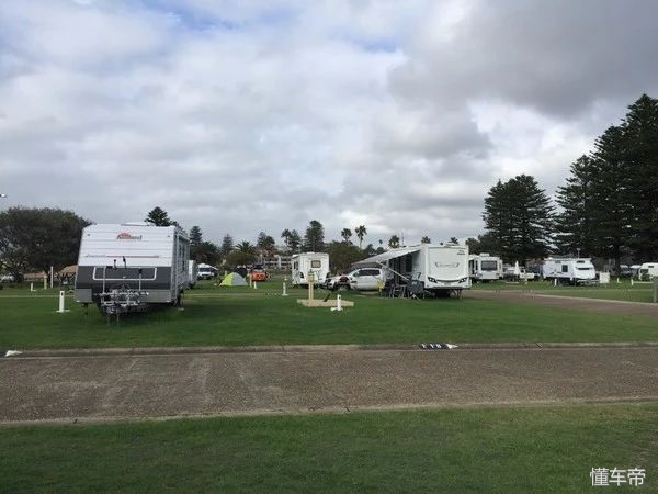 房车自驾游各国的真实生活,自驾环游世界的房车有多漂亮