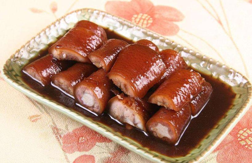 做卤菜老卤,做卤菜的老师傅