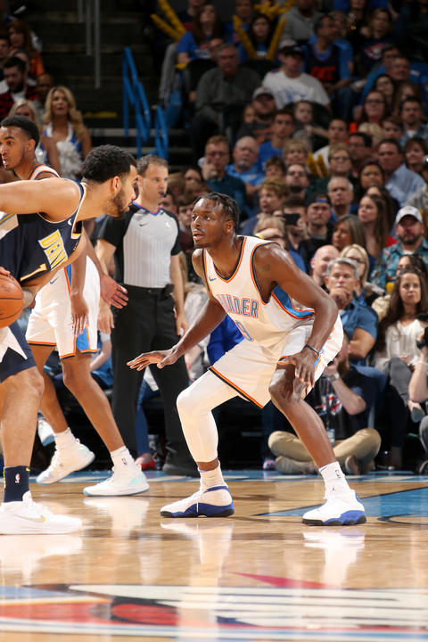 勒布朗最新战靴,勒布朗创造纪录