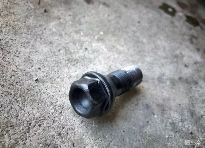 自己动手丰衣足食！M4排气阀门控制器DIY,清洗刹车详解！