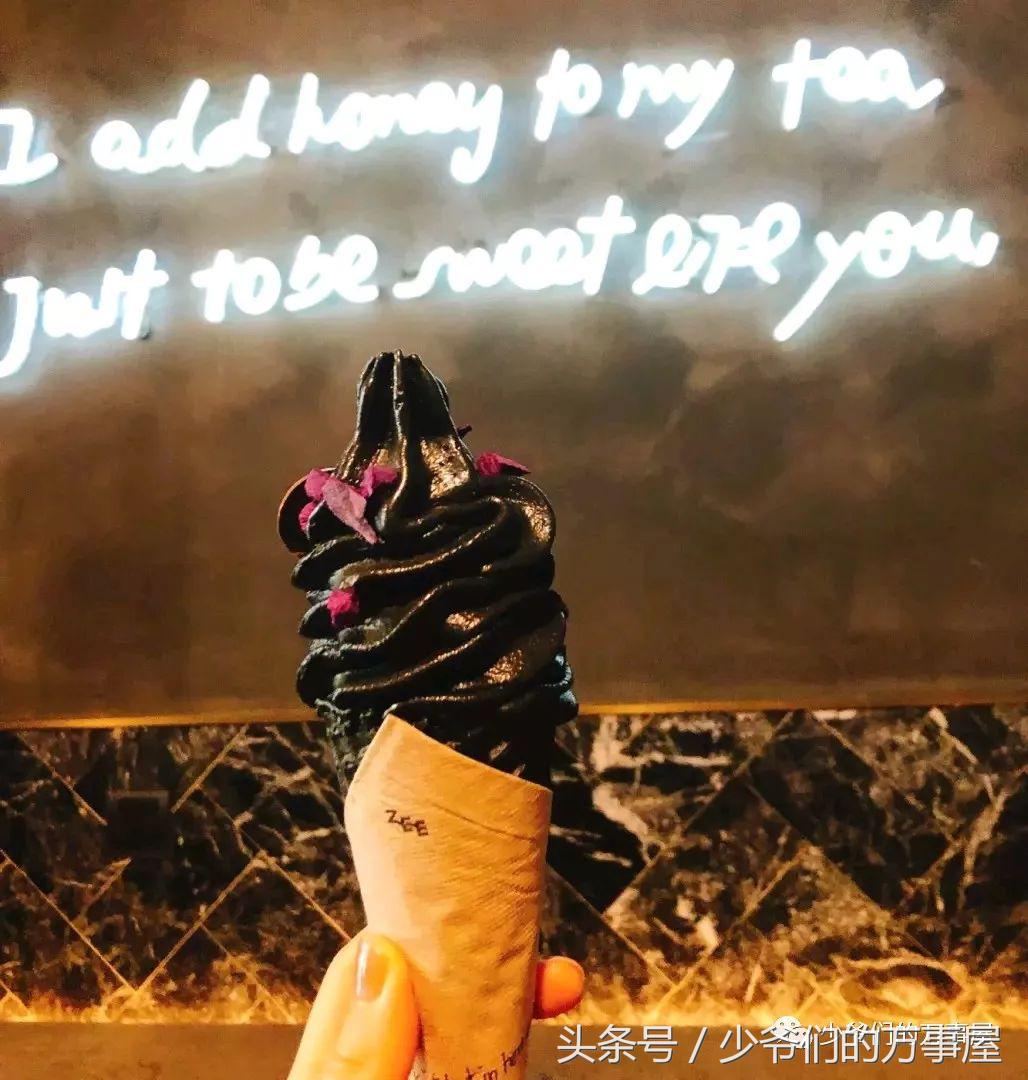 上海性冷淡风格装修设计品质好,魔都冷淡风咖啡店