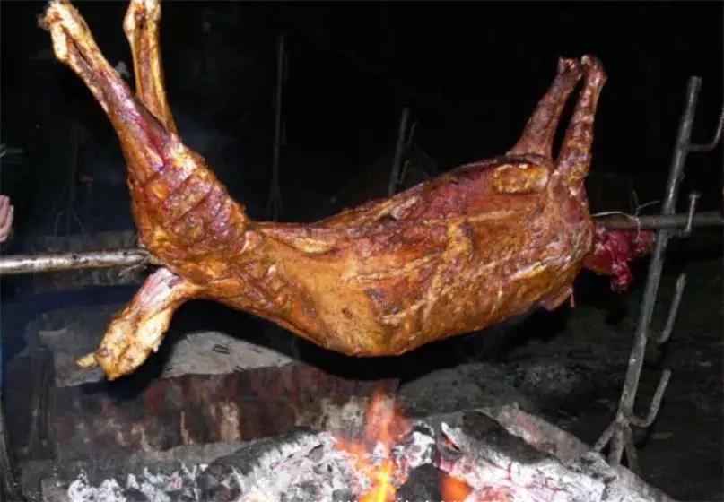 最新款烤全羊炉,正宗烤全羊的烤炉