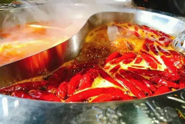 被骗了！以为“很文艺”的玉林路，差点就把我的仙女裙撑爆了……