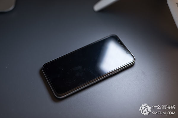 iphone手机一般推荐什么钢化膜,iphone手机原装膜好还是钢化膜好