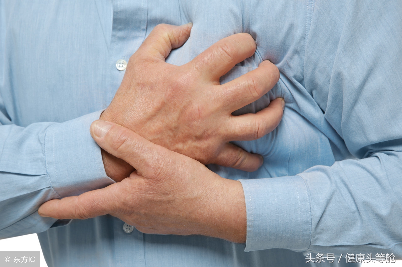 心肌梗塞的自救方法只有10秒,心肌梗塞自救10秒视频