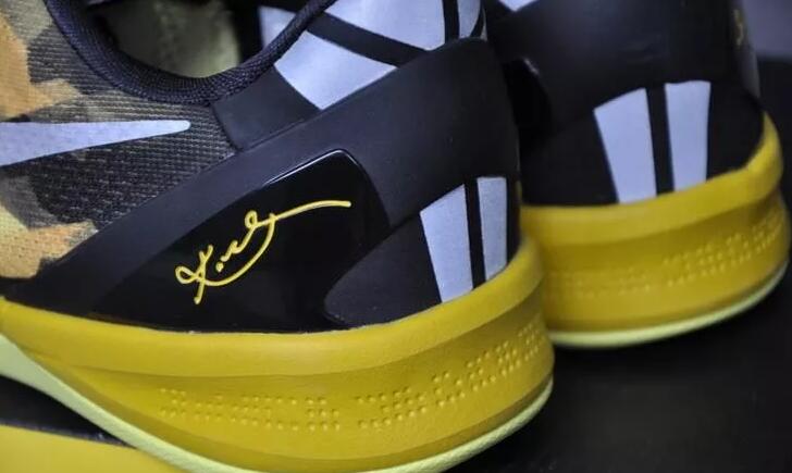 回忆篇从青涩到成熟记忆里的黑曼巴 ----科比战靴系列