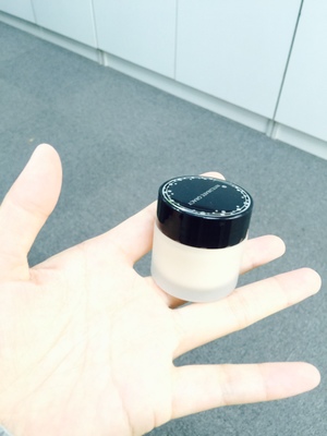 露华浓510和雅诗兰黛420,露华浓225和雅诗兰黛42颜色一样吗