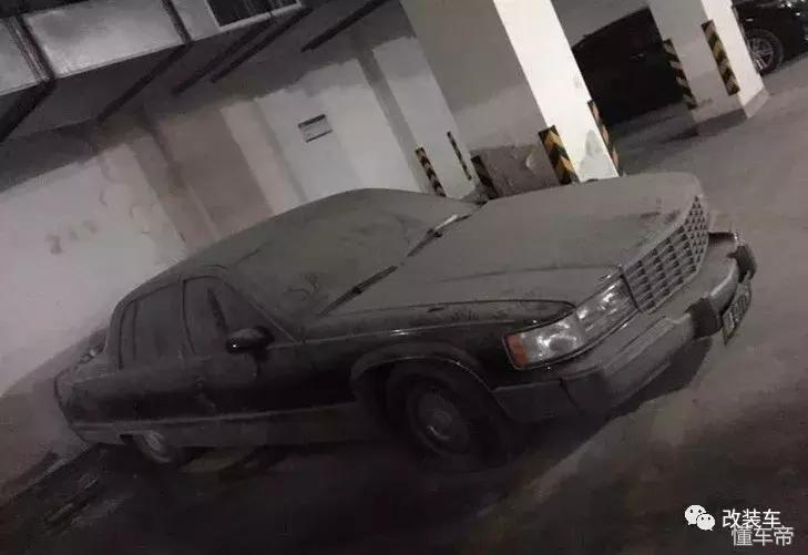 当年价值百万的凌志LS400被黄标报废，场面真是太残忍了！