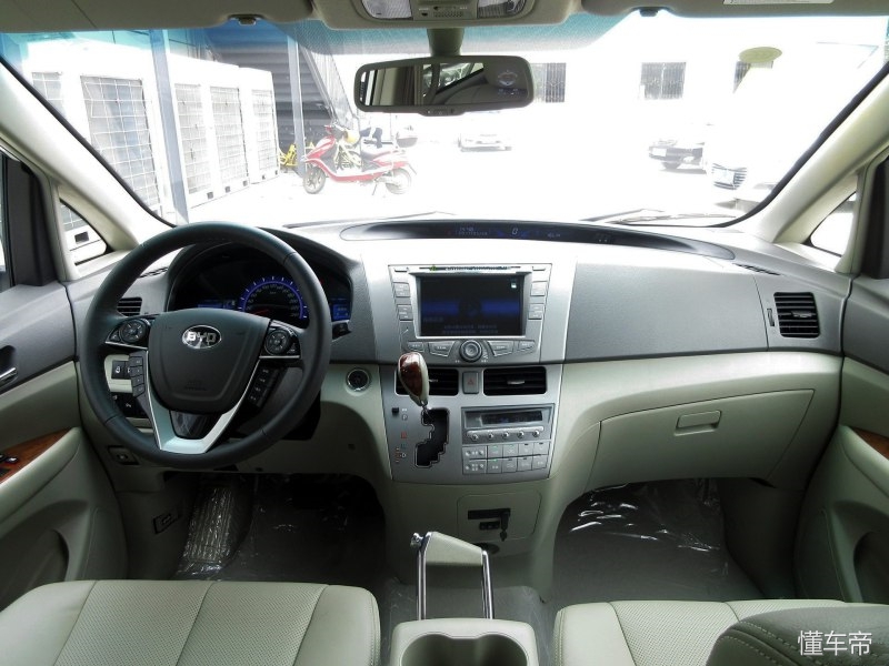 比亚迪宋max销量最新,比亚迪最便宜的宋max