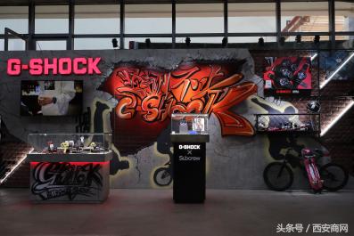 卡西欧g-shock35周年限量版小金表,卡西欧g-shockgst-b400ad-1a评测