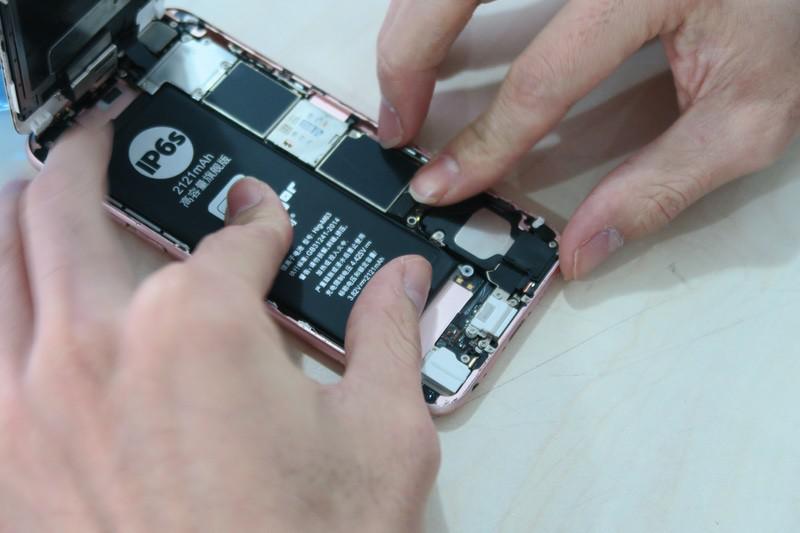 iPhone6s换电池经验分享