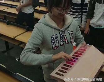 mac口红和其他口红的差别是什么,mac口红一年四季可用哪些