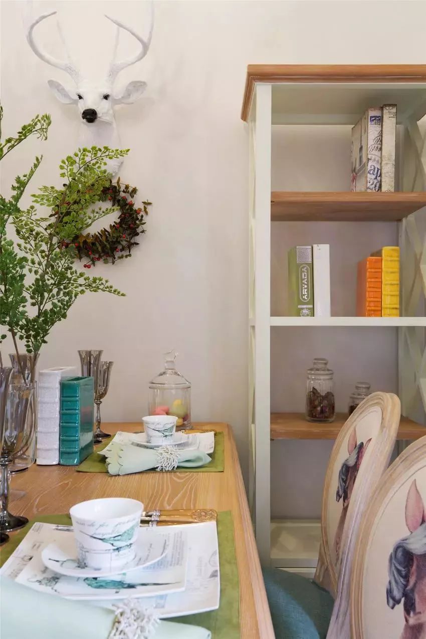 90平两室美式装修,90平米两房小户型美式风格