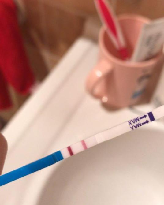 雄激素多囊子宫内膜回声不均,内膜薄备孕成功的妈妈