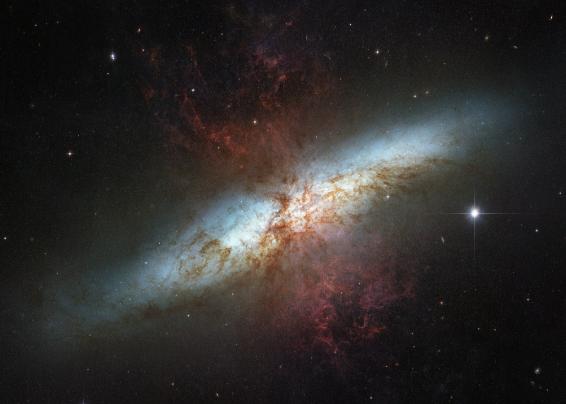 小型望远镜能观测到的星系,天文望远镜下的各种星系