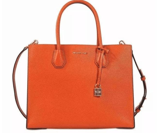 杨幂推荐的mk的包包爵迹,mk绿色包包杨幂同款尺寸