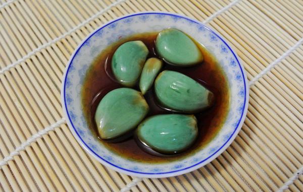 糖醋蒜的正确腌制方法家庭版,正确糖醋蒜的腌制方法