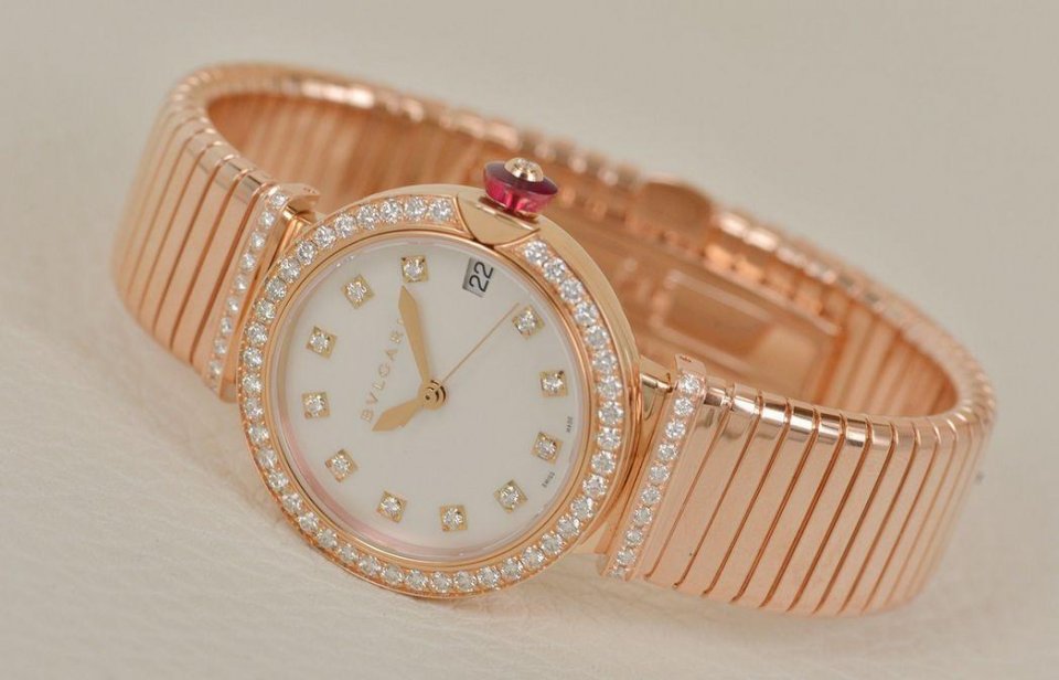 王源去巴塞尔钟表展,王源巴塞尔国际钟表珠宝展