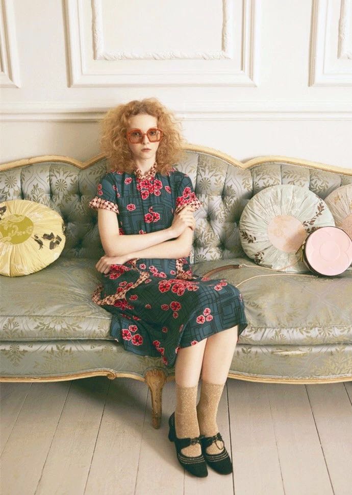 又想骗我买鞋子？不会上当的，拿双短袜搞一搞又是新鞋啦！