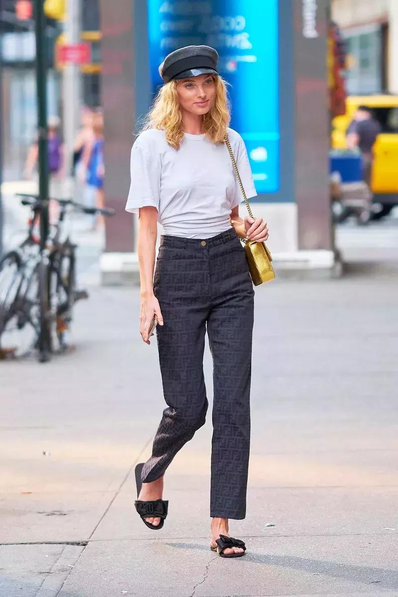 2023爆款洋气平底鞋,平底鞋夏天百搭时尚