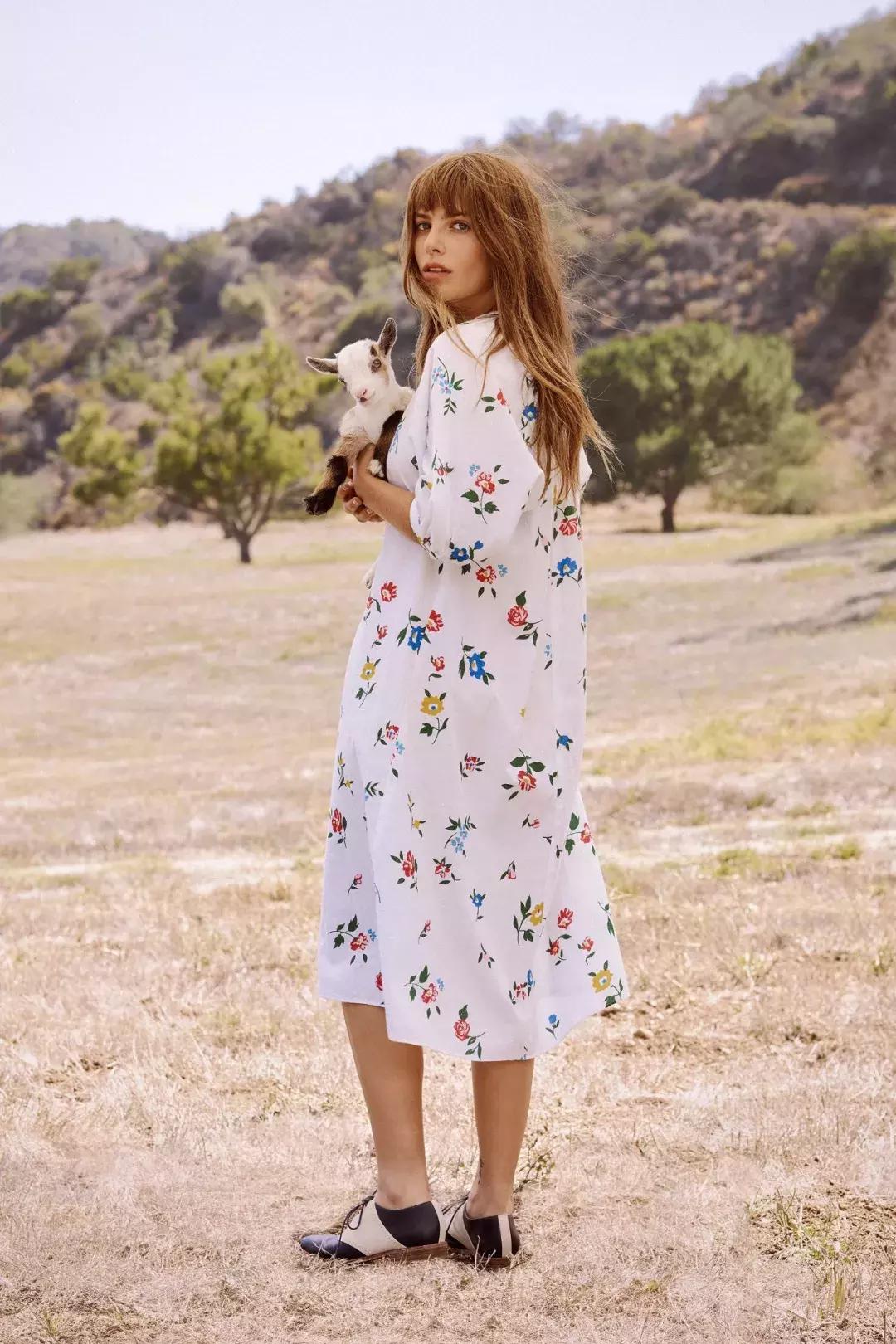 2023爆款洋气平底鞋,平底鞋夏天百搭时尚