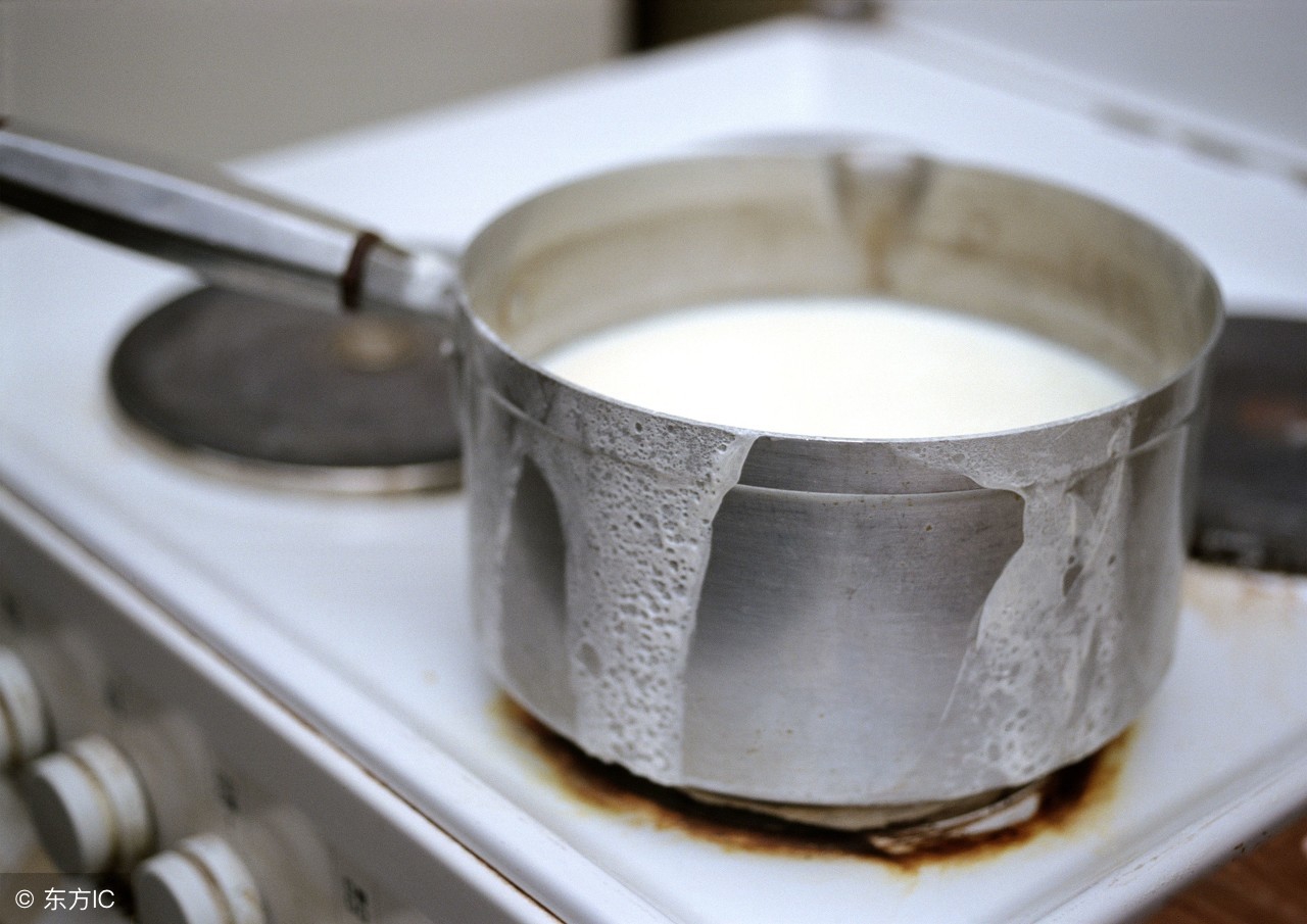 婴儿奶癣早期如何消除,什么是奶癣小儿奶癣该怎么办