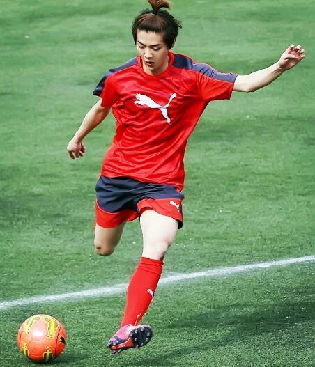 爱豆不当明星适合的职业,你爱豆不混娱乐圈了会干嘛