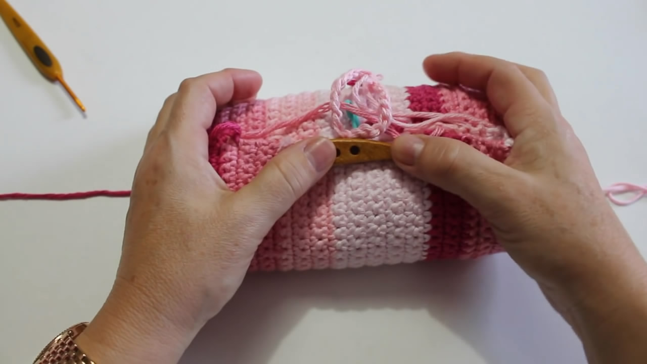 门口挂钥匙的收纳袋钩织方法,收纳袋钩织教程大全