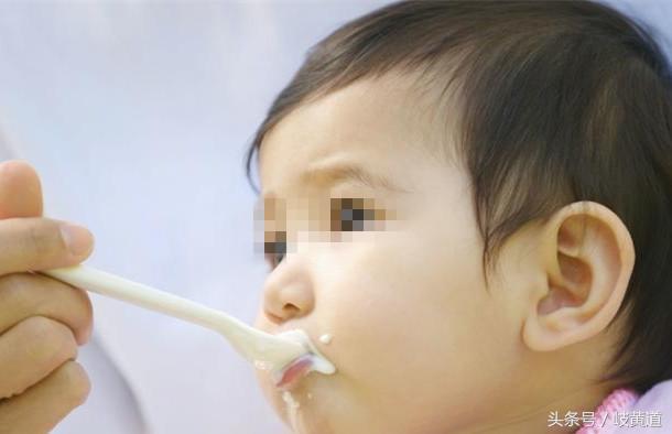 饮食积滞发烧呕吐腹泻,宝宝连续十天拉肚子啥原因